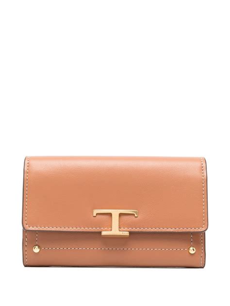 tods purse logo